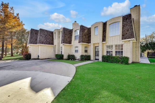 property at 2921 Allister St