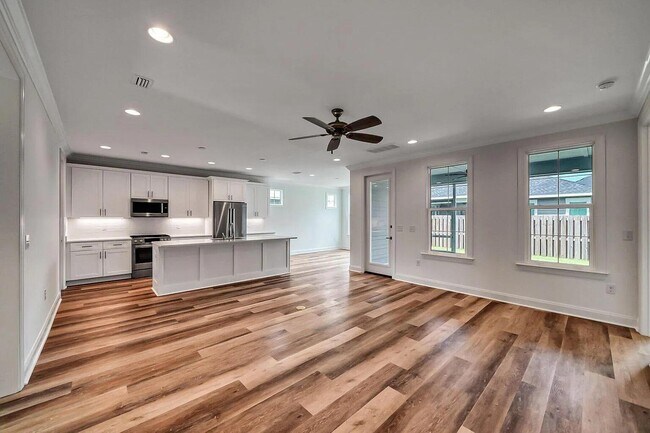 22 Roundwood Dr in Inlet Beach, FL - Building Photo - Building Photo