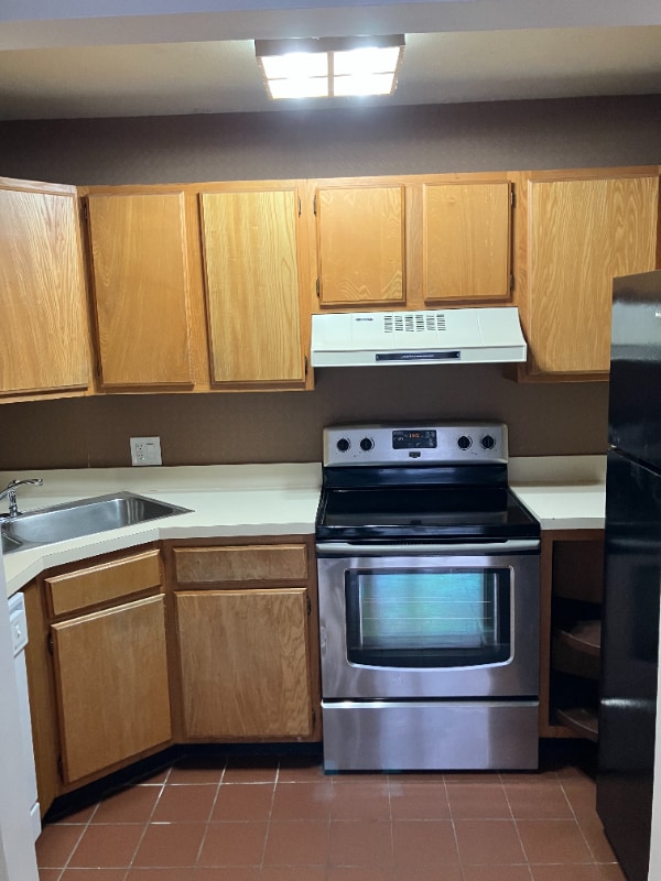 56 Atwood St in Hartford, CT - Foto de edificio - Building Photo