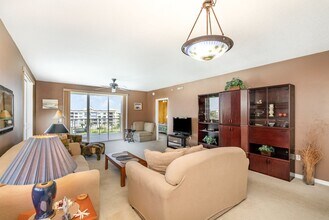 8871 Lake Dr-Unit -SLKG501 in Cape Canaveral, FL - Building Photo - Building Photo