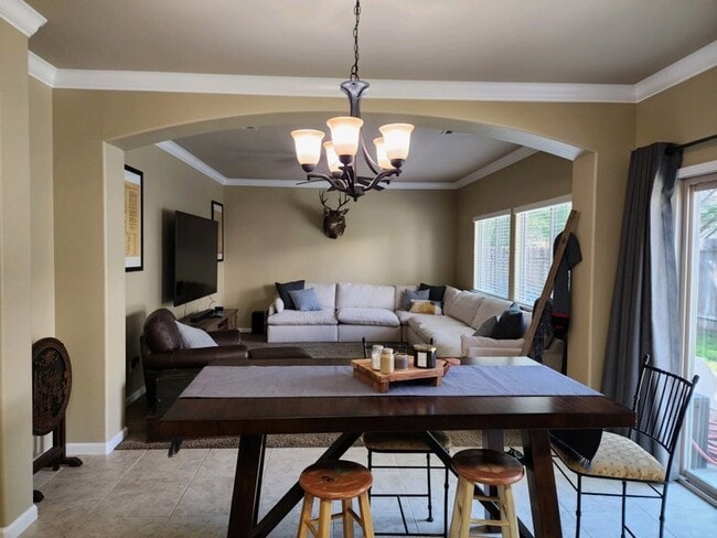 2810 Orly Ct in Lincoln, CA - Building Photo - Building Photo