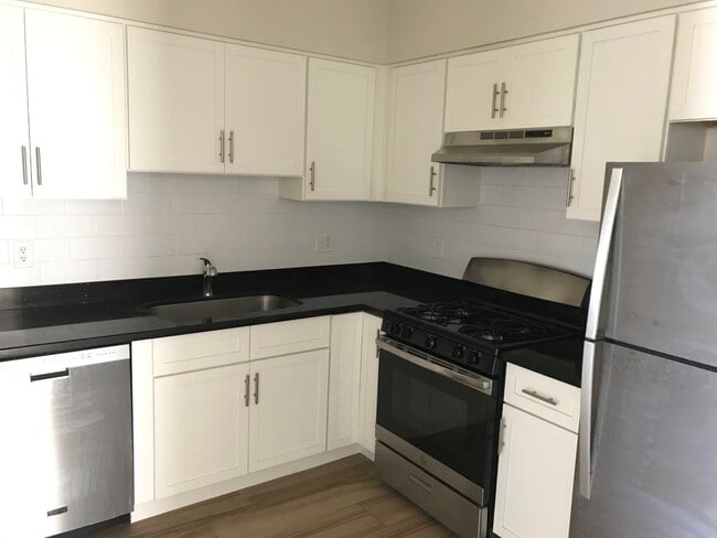 property at 336 W Culver St