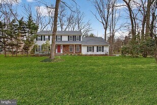 16 Beechtree Ln in Plainsboro, NJ - Building Photo