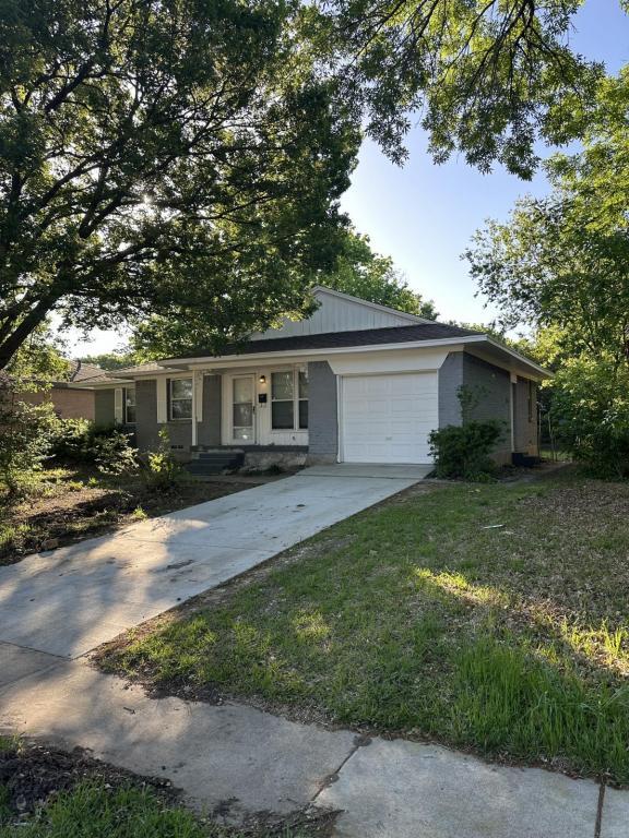 1328 Juanita St in Mesquite, TX - Building Photo - Building Photo