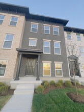 4906 Gilet Dr in Noblesville, IN - Foto de edificio - Building Photo