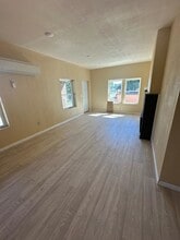 108 S Osage St, Unit B in Ponca City, OK - Building Photo - Building Photo