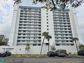 1401 N Riverside Dr in Pompano Beach, FL - Building Photo - Building Photo