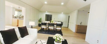 7619 Apache Plume Dr in Houston, TX - Building Photo - Building Photo