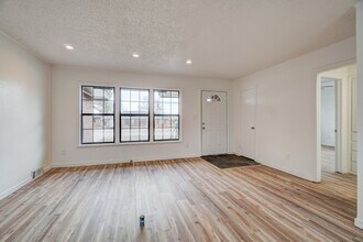 1220 NE 47th St in Oklahoma City, OK - Building Photo - Building Photo