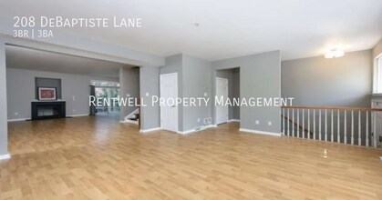 208 Debaptiste Ln in West Chester, PA - Building Photo - Building Photo