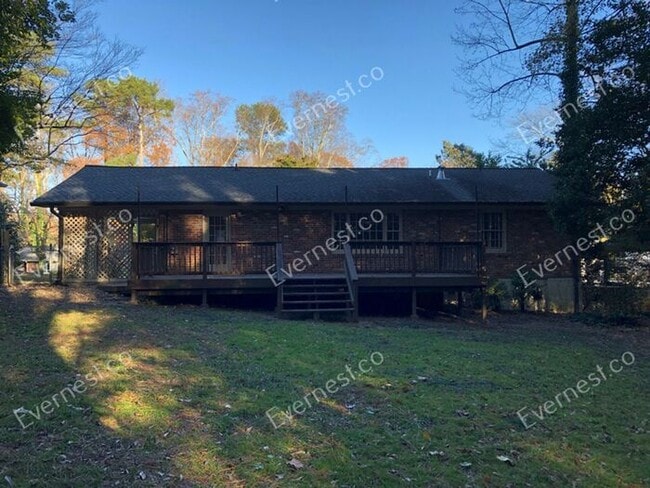 1915 Fairway Cir NE in Atlanta, GA - Building Photo - Building Photo