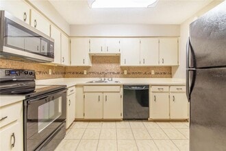 5107 Old Rd 37 in Lakeland, FL - Building Photo - Building Photo