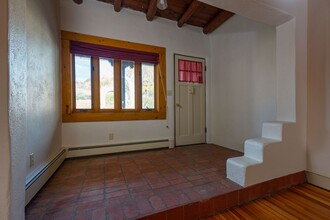 342 Hillside Ave in Santa Fe, NM - Building Photo - Building Photo