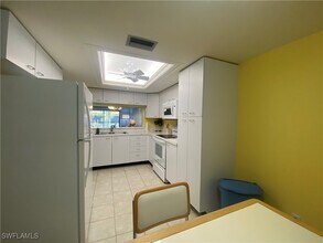 12601 Kelly Sands Way in Ft. Myers, FL - Building Photo - Building Photo