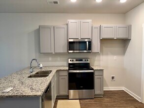 419 Falls Pt SW in Madison, AL - Building Photo - Building Photo