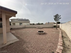 5541 Cypress Creek St in North Las Vegas, NV - Building Photo - Building Photo