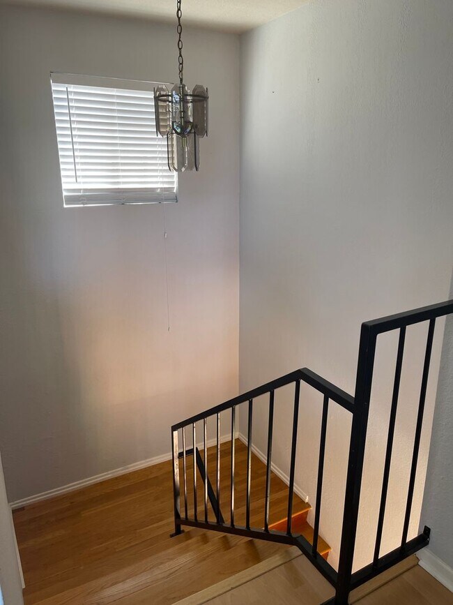 4920 E 3rd St-Unit -4920 in Long Beach, CA - Building Photo - Building Photo