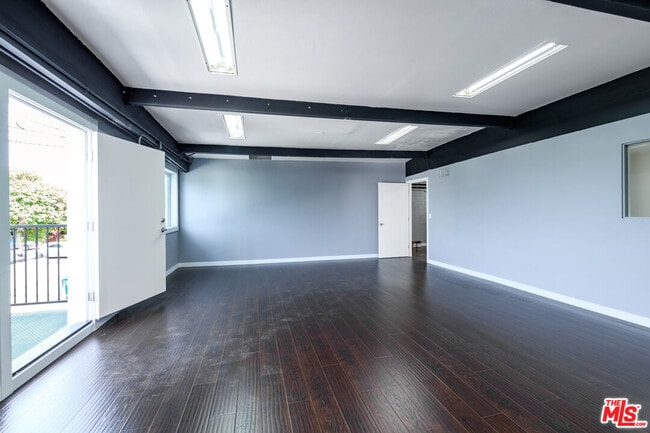 13347 Washington Blvd in Los Angeles, CA - Building Photo - Building Photo