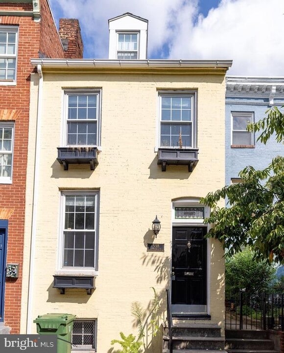 538 South Paca St in Baltimore, MD - Building Photo