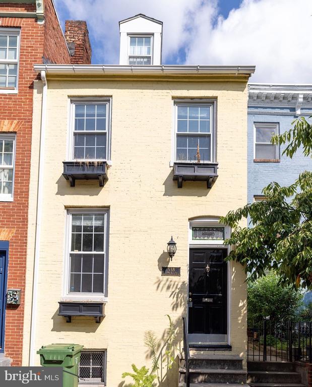 property at 538 South Paca St