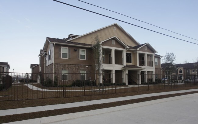 Magnolia Park Apartments in Chalmette, LA - Building Photo - Building Photo