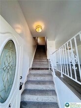 235 Vista Dr in Easton, PA - Building Photo - Building Photo