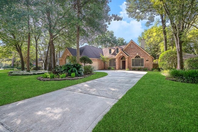 property at 51 N Cochrans Green Cir