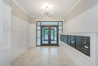 742 Park Ave in East Orange, NJ - Building Photo - Building Photo
