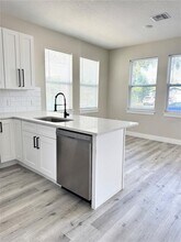 6900 Dartmouth Ave N in St. Petersburg, FL - Building Photo - Building Photo