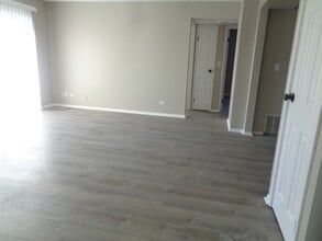 12741 S La Crosse Ave in Alsip, IL - Foto de edificio - Building Photo