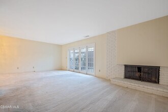 18134 Killion St in Los Angeles, CA - Building Photo - Building Photo