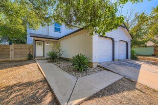 9201 Sedgemoor Trail in Austin, TX - Building Photo