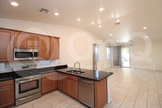 3270 S Santa Rita Way in Chandler, AZ - Building Photo - Building Photo