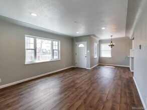 1655 N Oakland St in Aurora, CO - Building Photo - Building Photo