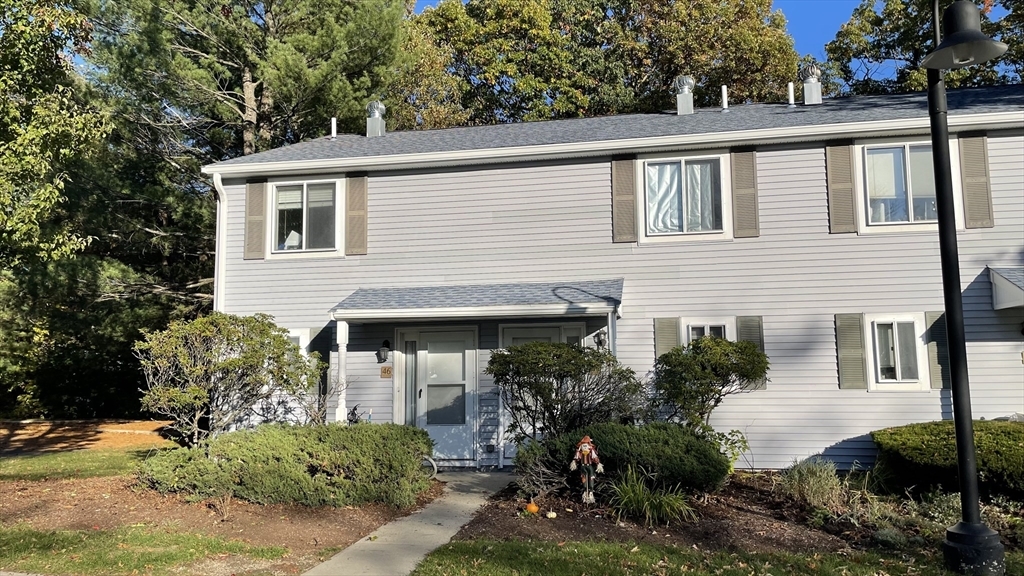 46 Village Hill Ln in Natick, MA - Building Photo