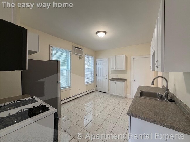 48 Porter St, Unit #1 in Cambridge, MA - Building Photo - Building Photo