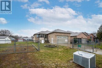 1092 Alfred St in Innisfil, ON - Building Photo - Building Photo