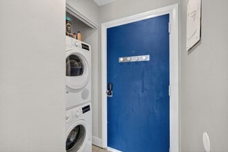 1531 SE 15th St, Unit 6 in Fort Lauderdale, FL - Foto de edificio - Building Photo