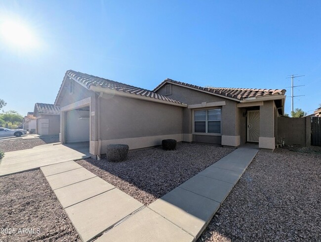 property at 3008 W Running Deer Trl