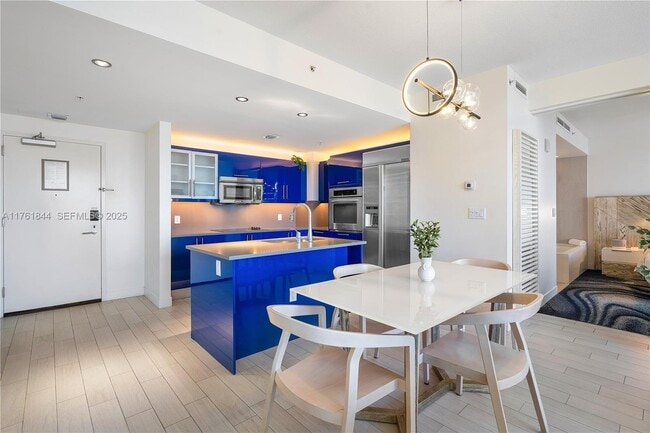 property at 3101 Bayshore Dr
