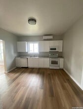 143 E Baylor St in San Antonio, TX - Building Photo - Building Photo