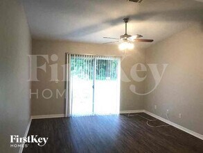 4722 13th St SW in Lehigh Acres, FL - Foto de edificio - Building Photo