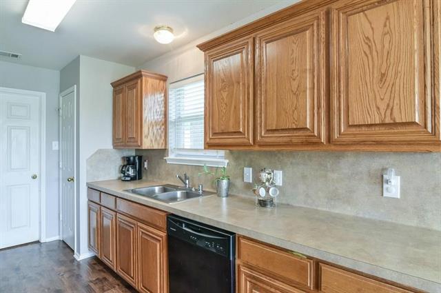 12429 Seven Eagles Ln in Burleson, TX - Building Photo - Building Photo