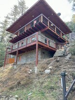 1317 Zermatt Ct in Pine Mountain Club, CA - Building Photo