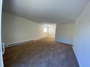 2909-2911 E 33rd Ave in Spokane, WA - Building Photo - Building Photo