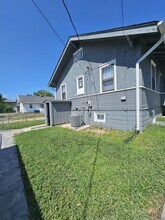 132 N 35th Ave in Omaha, NE - Building Photo - Building Photo