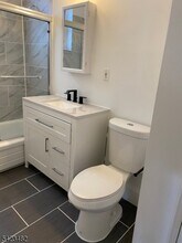 22 Cottage St in South Orange, NJ - Building Photo - Building Photo