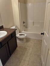 22428 E Shorewood Loop in Huffman, TX - Building Photo - Building Photo