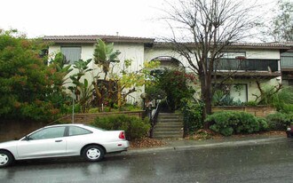 7578 Gibraltar St in Carlsbad, CA - Building Photo