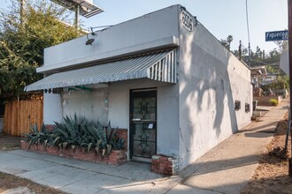 6157 Ruby Pl in Los Angeles, CA - Building Photo - Building Photo